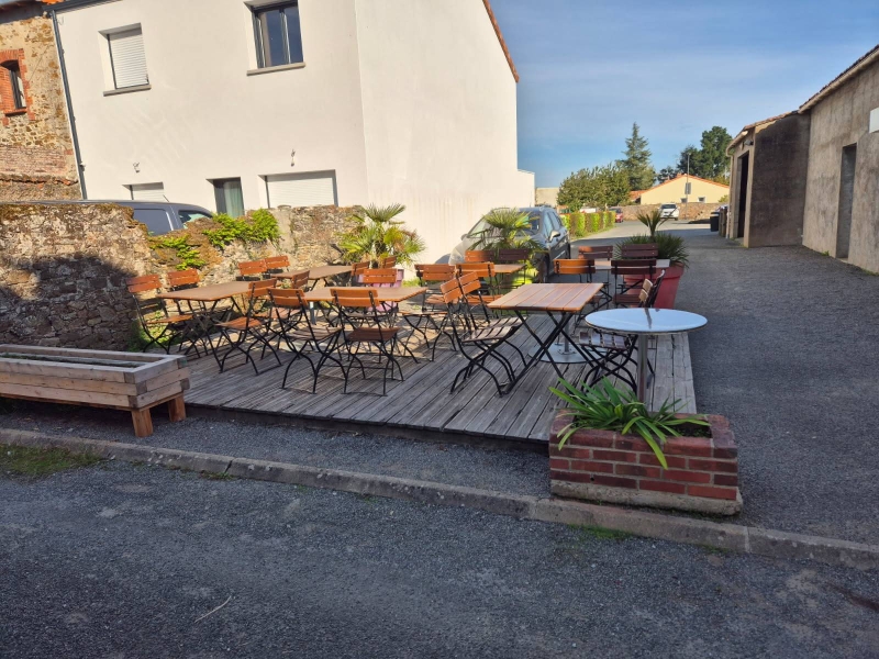 Le restaurant - La Cantine D'Orée - restaurant SAINT-LAURENT-DES-AUTELS - Restaurant ouvrier à proximité